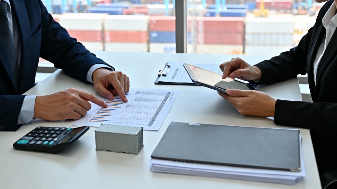 Logística integral de carga vs. transporte puerto a puerto: ¿cuál es la mejor opción para los importadores latinoamericanos?-Hyde (Guangzhou) International Logistics Group Co.,Ltd Logística integral de carga vs. transporte puerto a puerto: ¿cuál es la mejor opción para los importadores latinoamericanos?-Hyde (Guangzhou) International Logistics Group Co.,Ltd